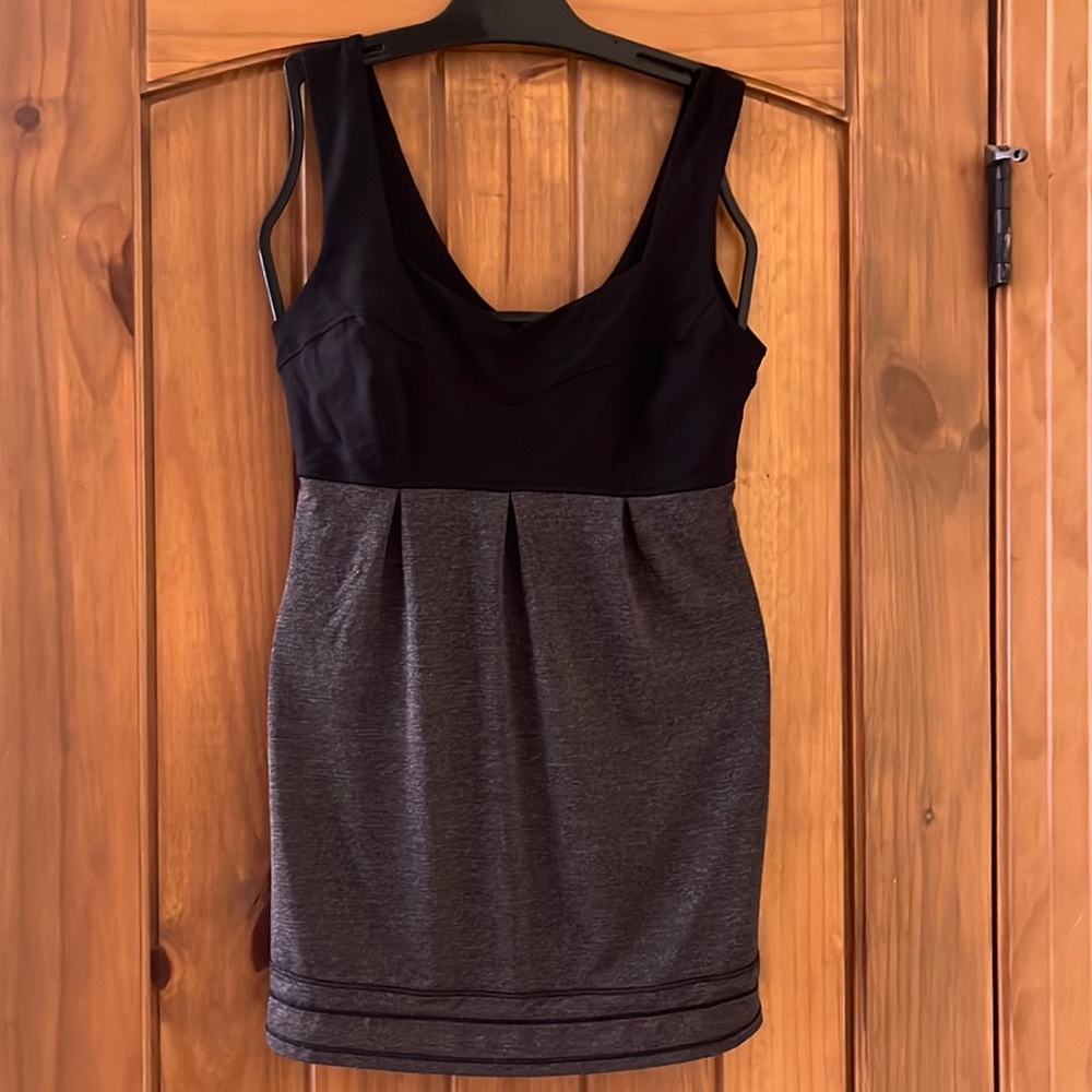 Lulu lemon tank.  Size 4.